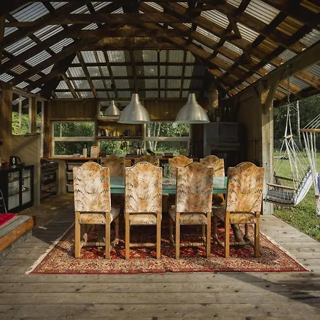 Saaremaa õlletuba - Attic Retreat At Brewery * Pihtla
